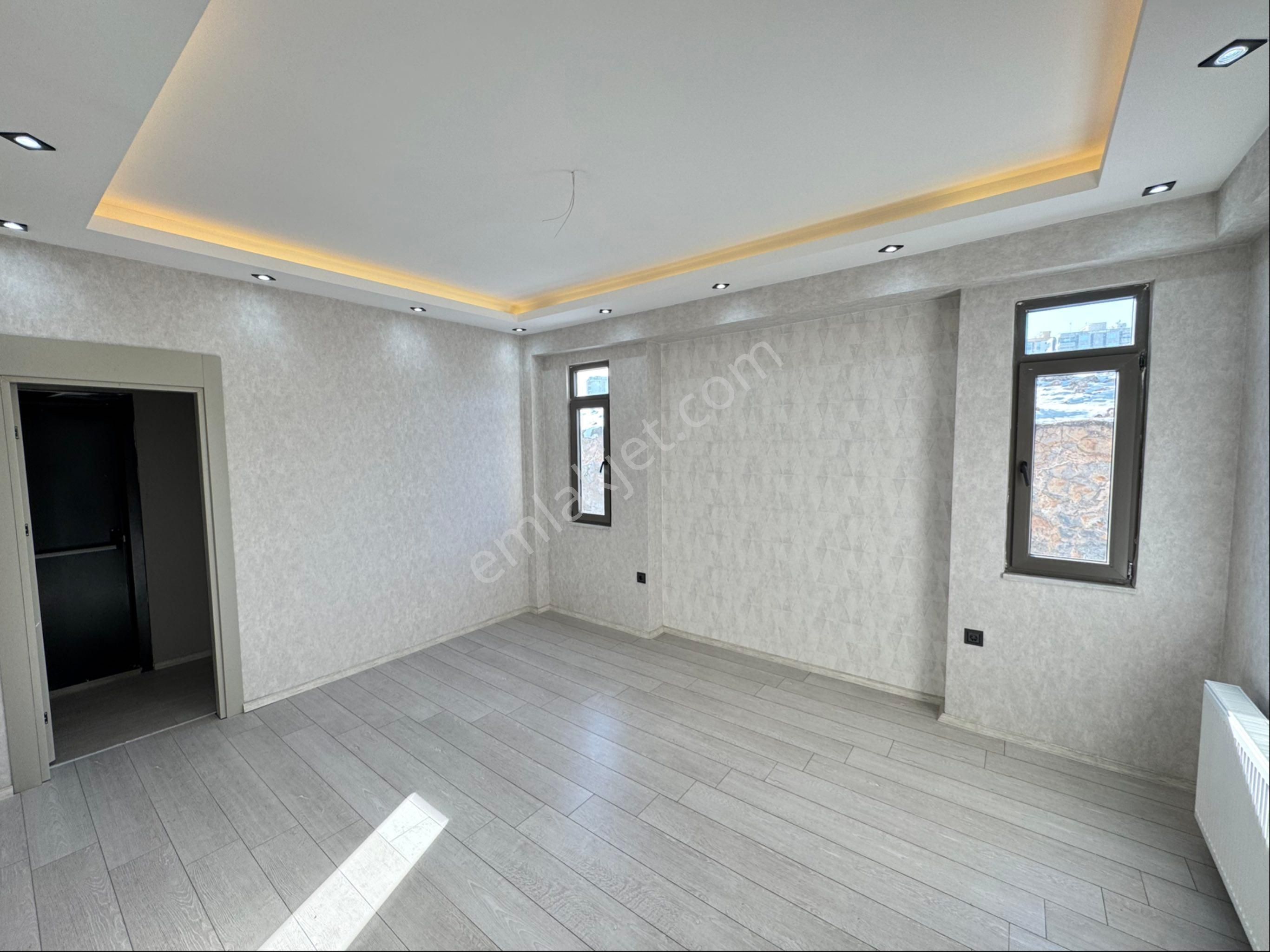 Eksper'den 35 Metre Çardaklı Kaya Bulvarına Sıfır 4+1 Ult Lüks ! - Görsel 23