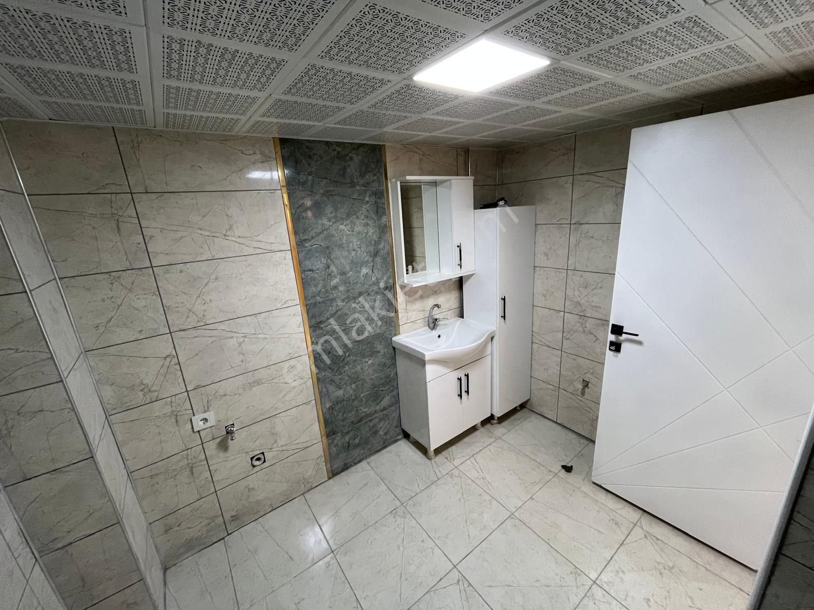 Sincan Plevne Mh'de Full Yapılı 1.ara Katta Ön Cephe Satılık Daire - Görsel 32