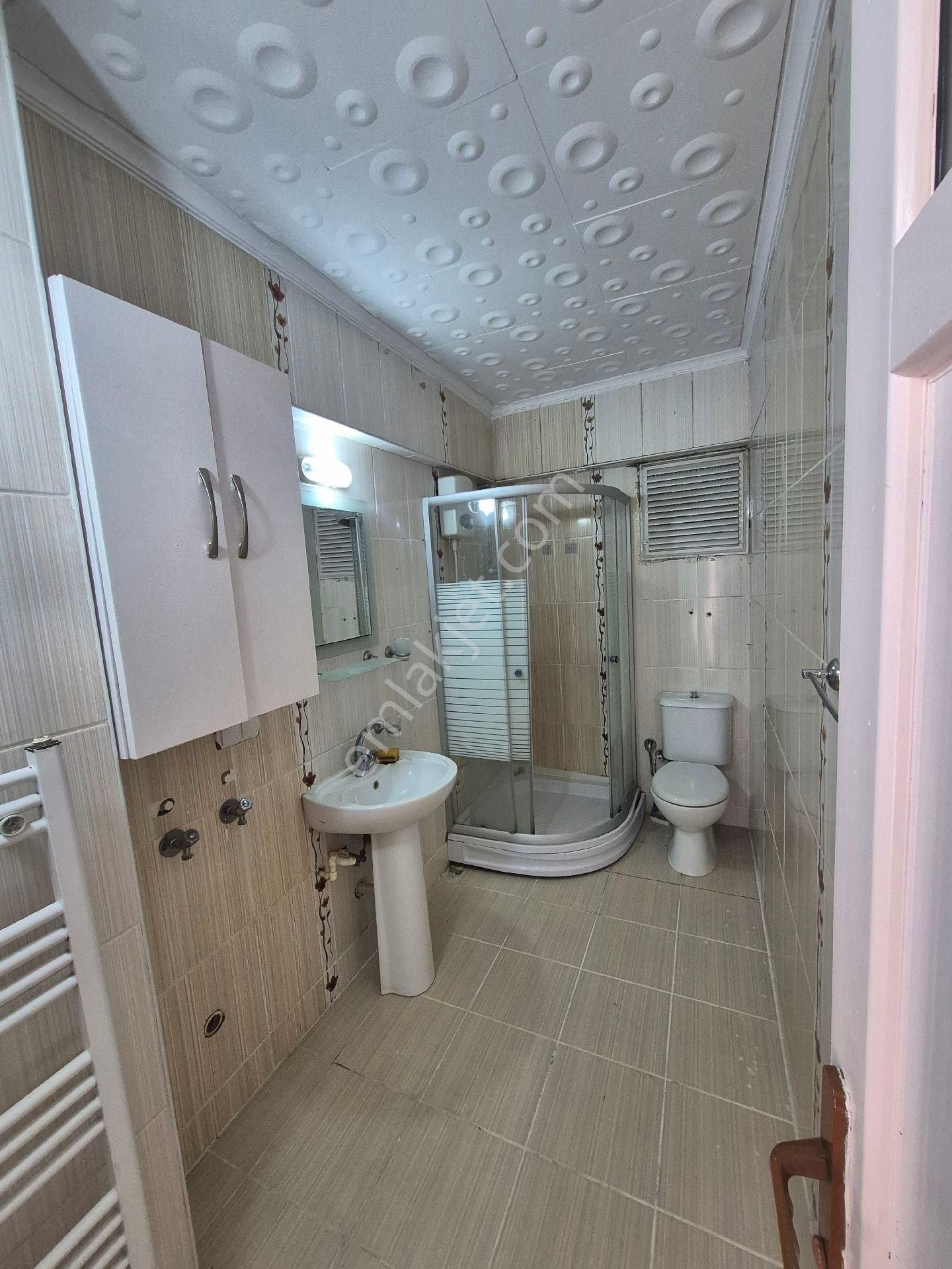 Kurtuluş Mahallesinde 3+1 Doğal Gazlı Kiralık Daire - Görsel 8