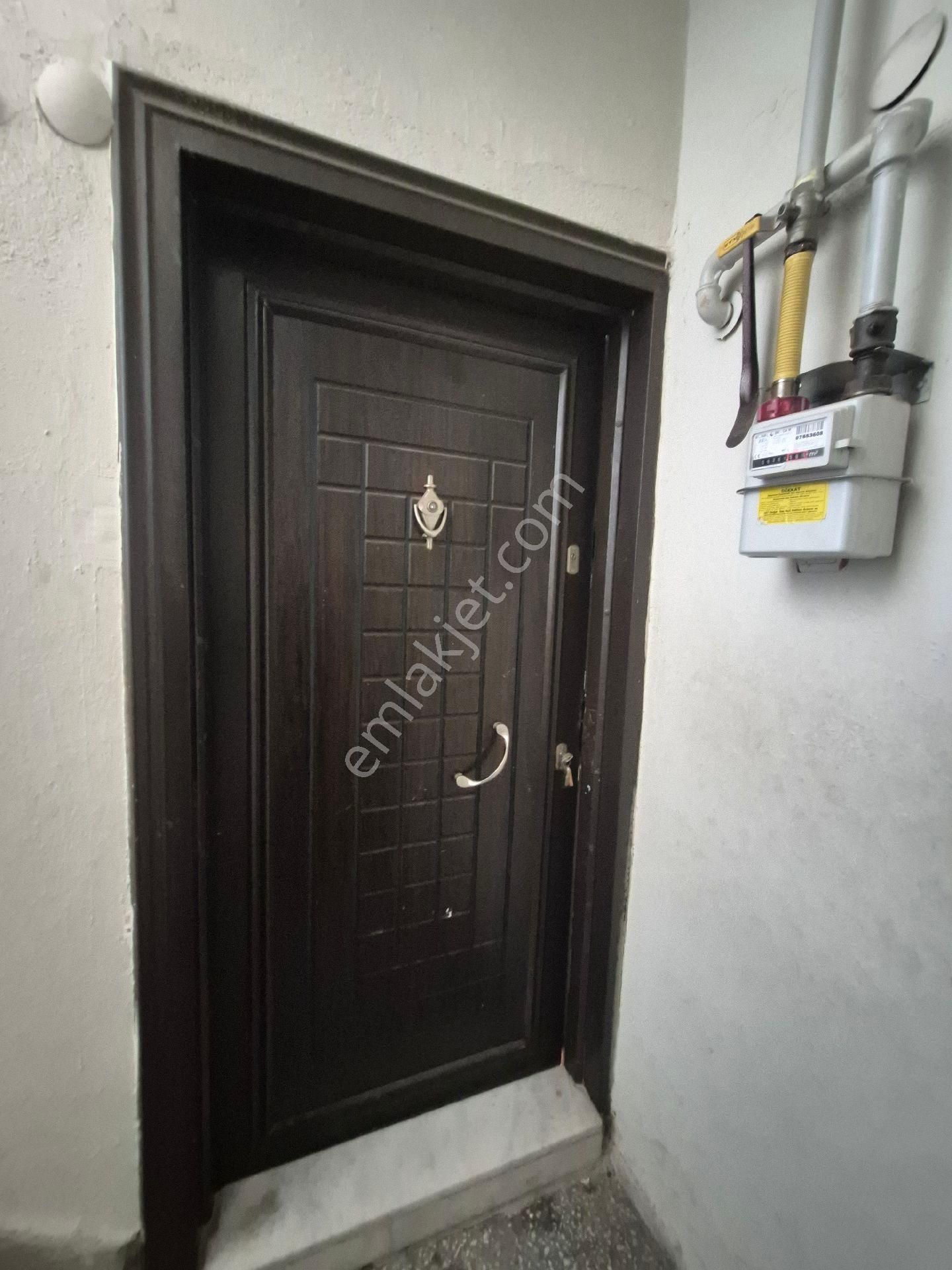 Kurtuluş Mahallesinde 3+1 Doğal Gazlı Kiralık Daire - Görsel 13