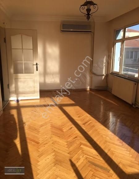 Ortaköy'de Merkezi Konumda Köşe Balkonlu 3+1 Masrafsız Daire