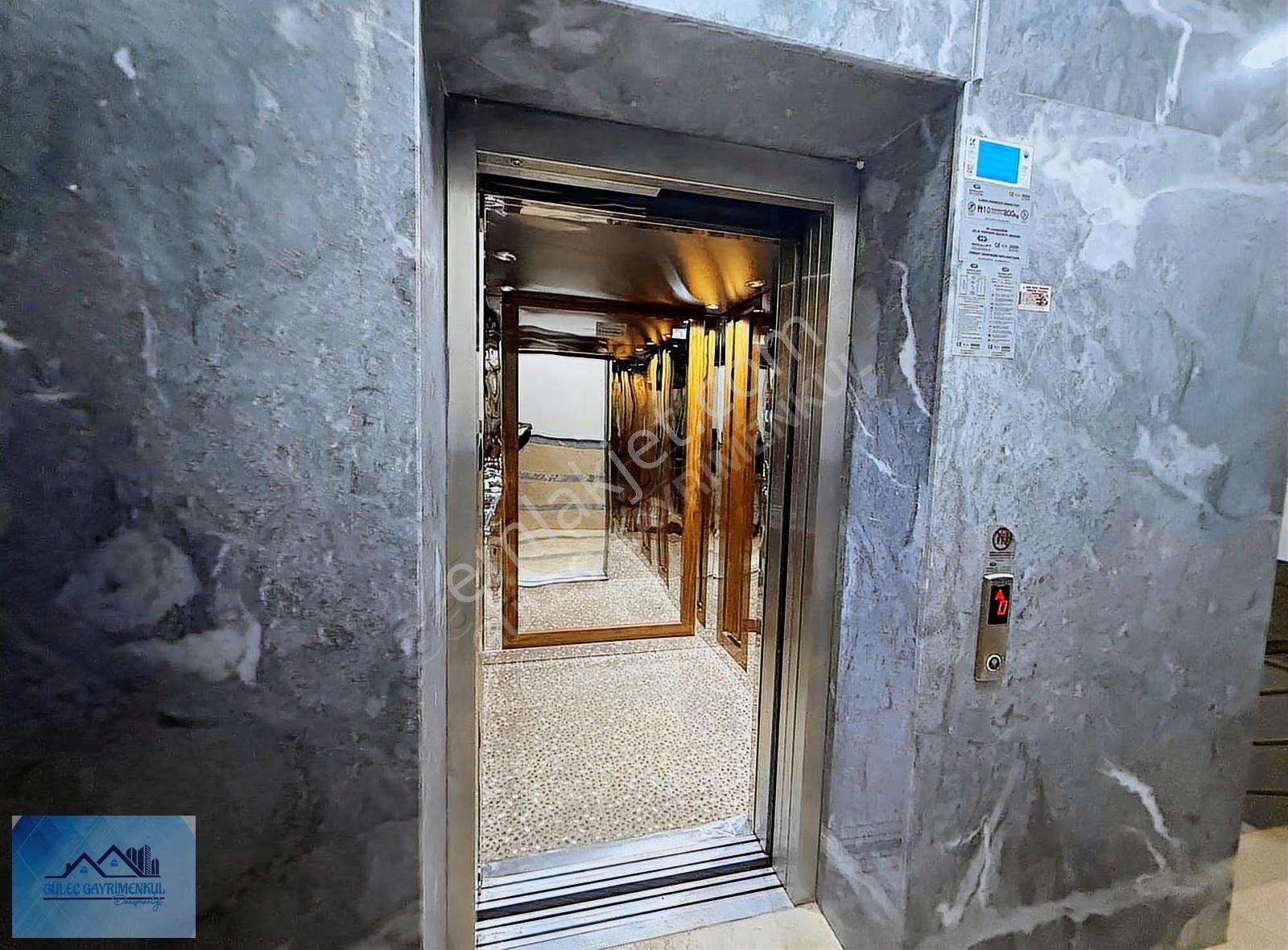 Güleçgayrimenkul Den Harika Konumda 1+1 Satılık - Görsel 19