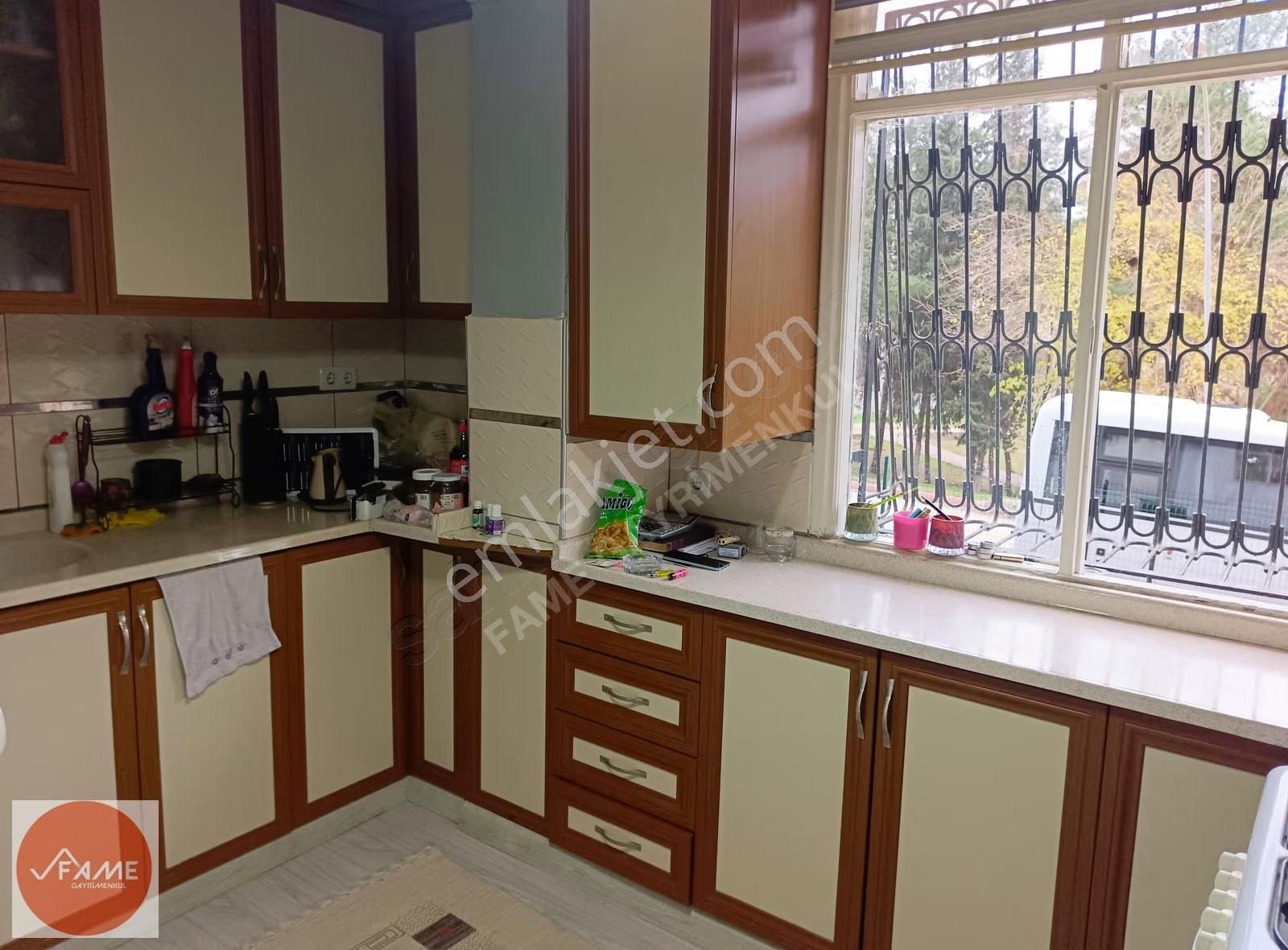 Kurttepe'de 3+1 Kapalı Mutfak Fırsat Daire - Görsel 20