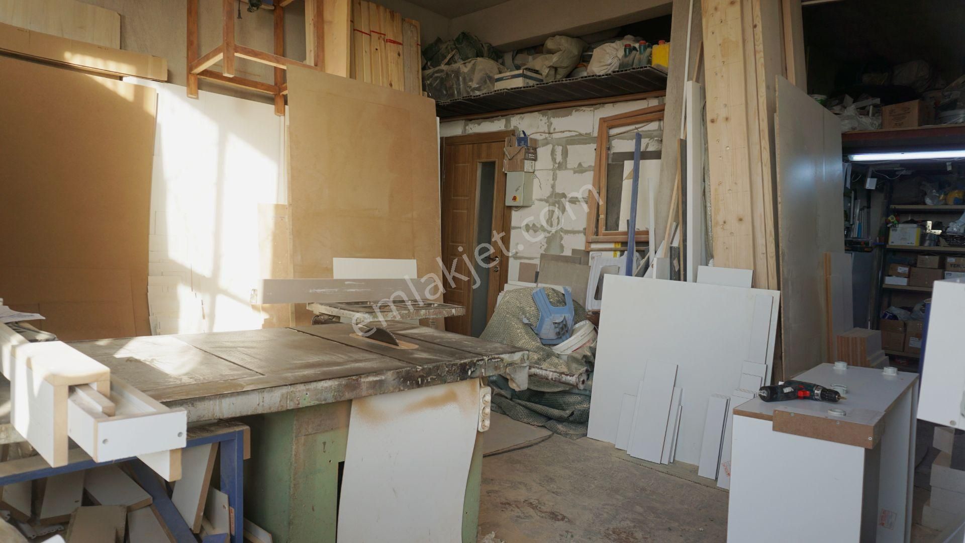 Çiğli Şirintepede Kiralık Dükkan Depo Çiğli Serkan Emlak Dan