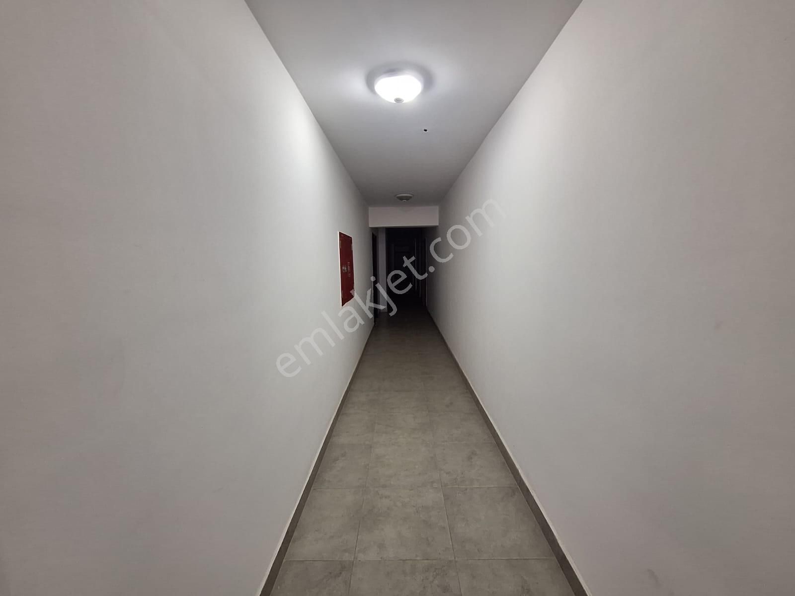 Kuşadası Eşin Golf Bu Fiyatta Son Sıfır 1+1 Daire - Görsel 15