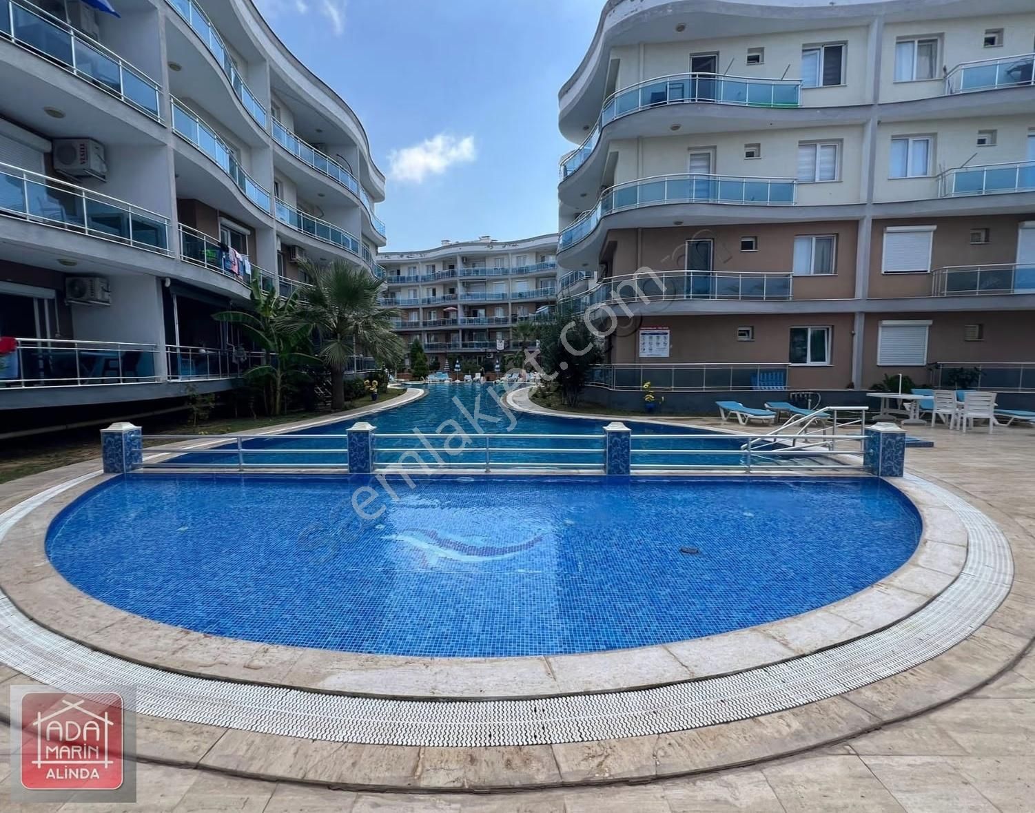 Kuşadası Havuzlu Sitede 2+1 Yatırım Fırsatı - Görsel 2