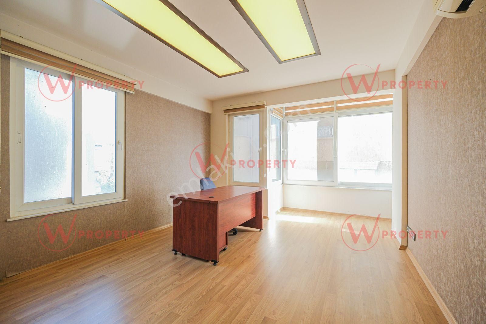 W Property'den Hilton Civ. Deniz Manzaralı Satılık Ofis - Görsel 12
