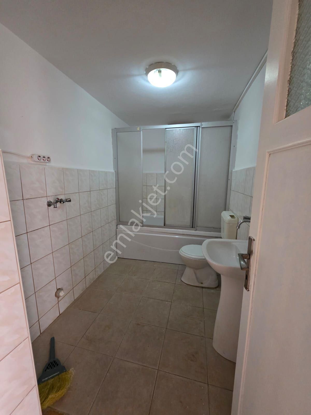 Kadipasa Mahallesi 2+1 Ayri Mutfak Satilik Daire - Görsel 9