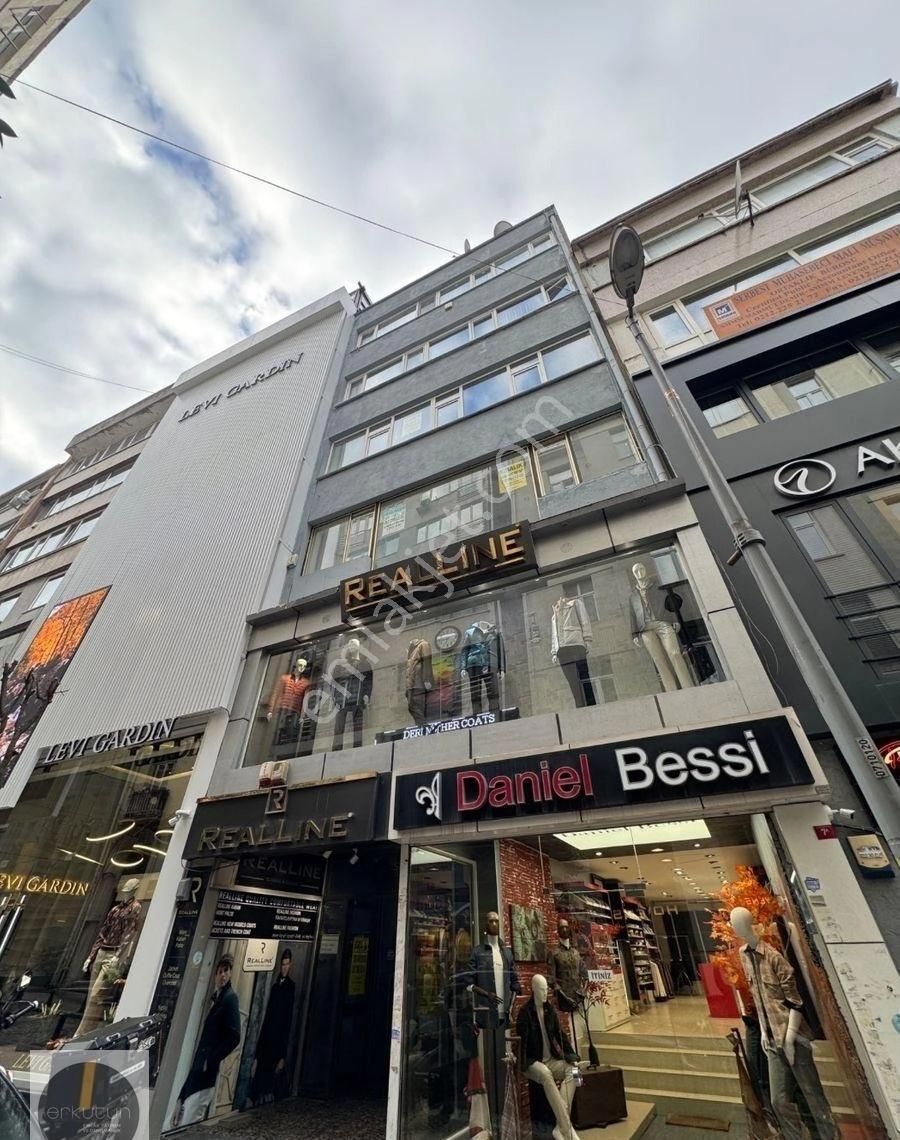 Erkutun'dan Osmanbey'de, Metroya Ve Nişantaşı'na Yakın, 4 Bölümlü Vitrinli Asansörlü Kiralık İş Yeri - Görsel 35