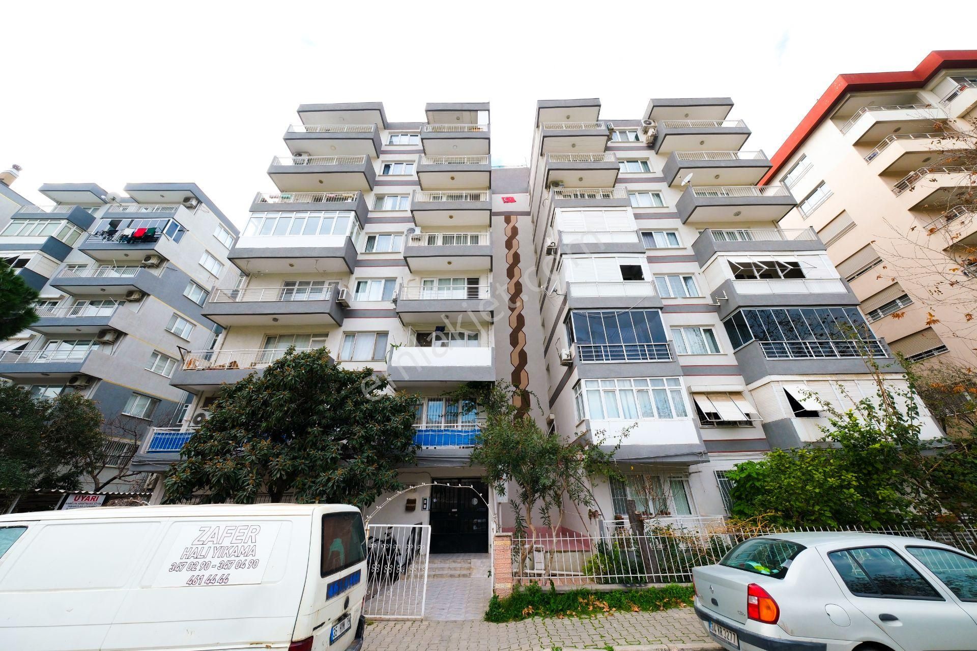 Bornova Kazimdirik Mahallesi’nde Satılık 3+1 Geniş Ve Ferah Daire