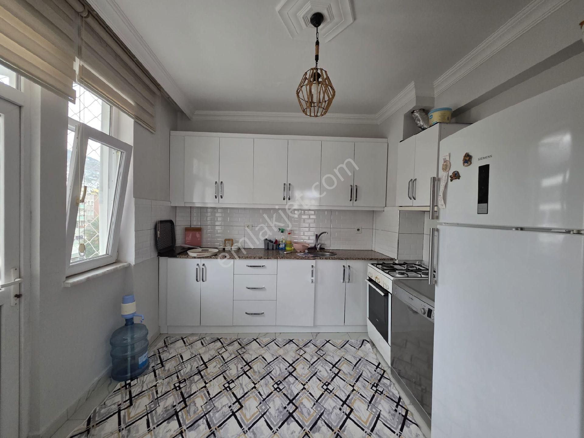 Saray Mahallesi 2+1 Esyali Denize Yakin Satılık Daire - Görsel 15