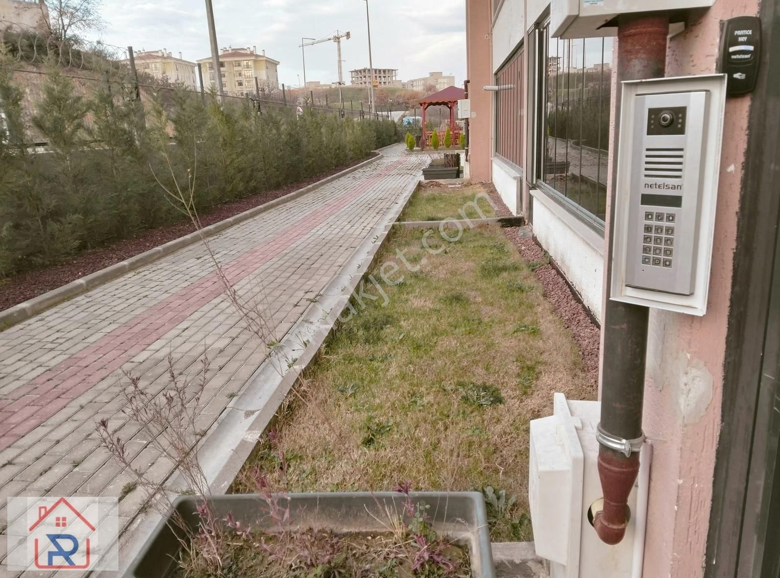 Sıfır! Bakımlı Cam Balkonlu Yeni 3+1 Dubleks Teraslı Daire - Görsel 16