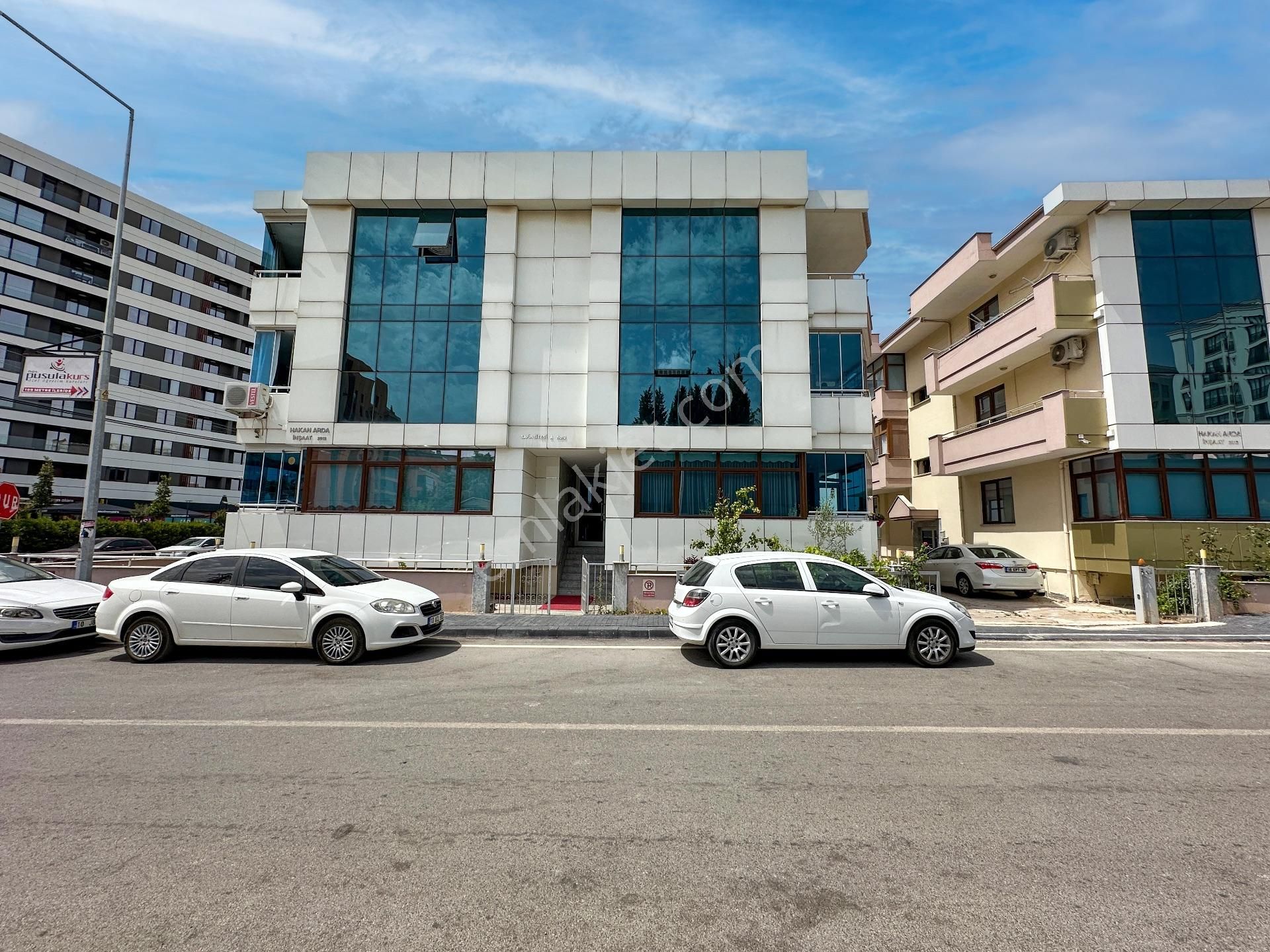 Era Söz Den Paşaalanında Kiralık 3+1 Daire