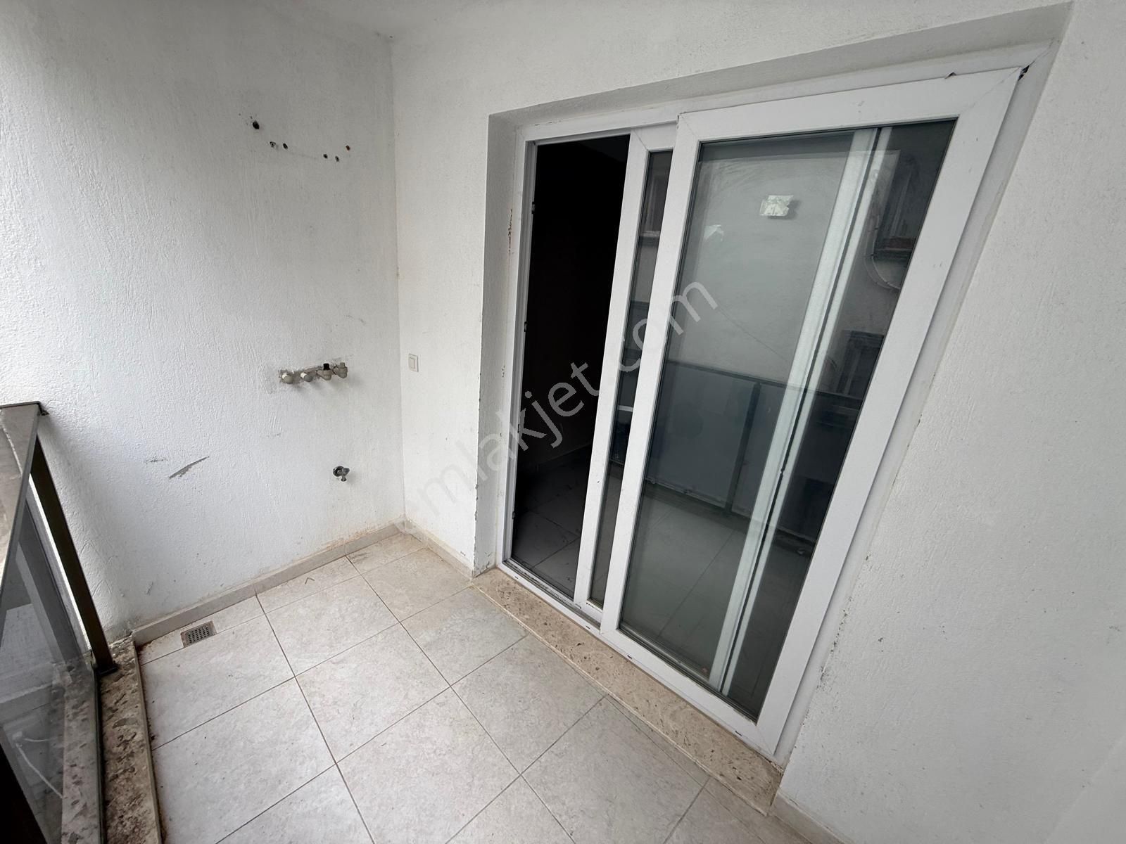 Kuşadası Merkezi Konum Yeni Yapı Arakat - Görsel 16