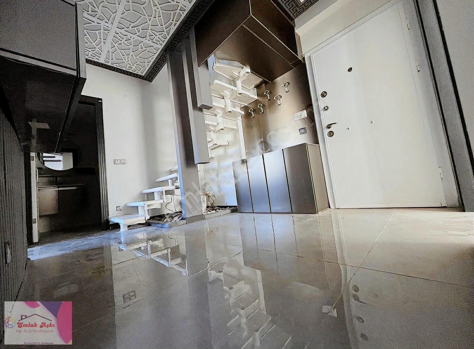 Tek Yetkili Emlak Ofisinden İki Daire Tek Tapu - Görsel 31