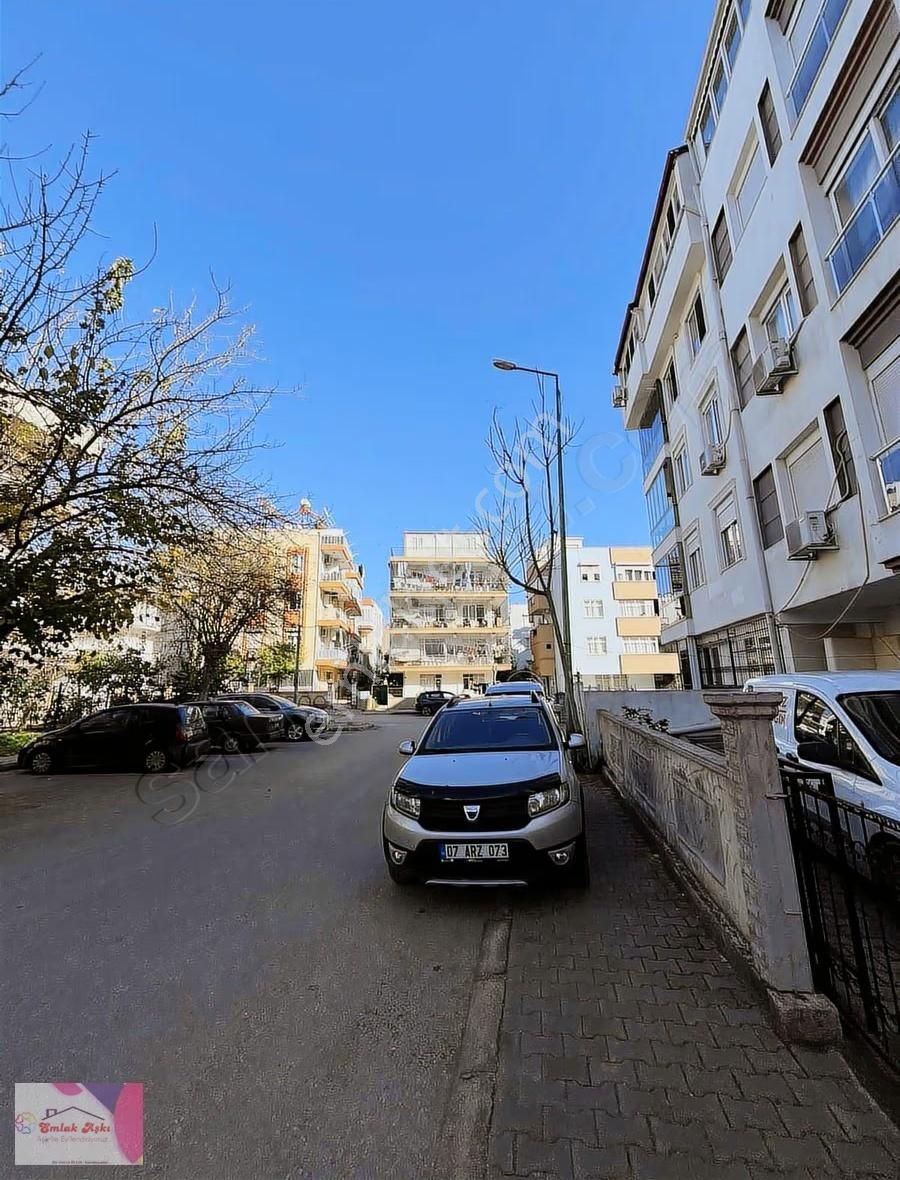 Tek Yetkili Emlak Ofisinden İki Daire Tek Tapu - Görsel 3