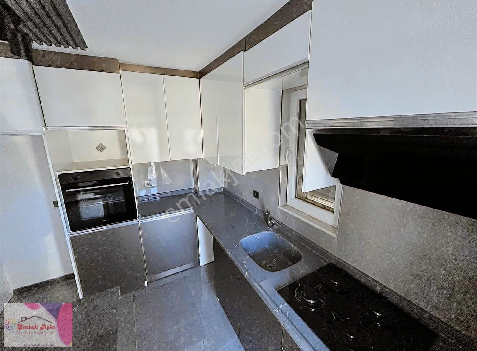 Tek Yetkili Emlak Ofisinden İki Daire Tek Tapu - Görsel 9