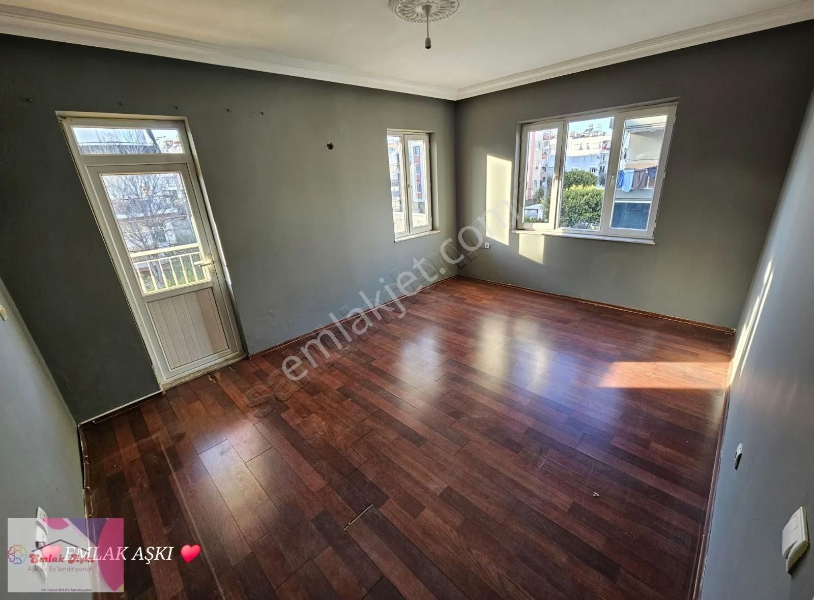 Gündoğdu Güzeli Köşe Başı Acil Satılık - Görsel 11