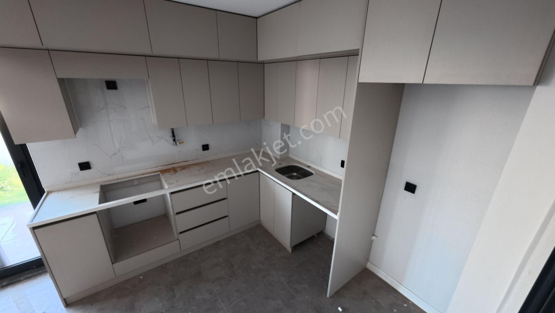 Sakarya Kocaali’de Geniş Bahçeli, Şık 3+1 Villa - Görsel 14