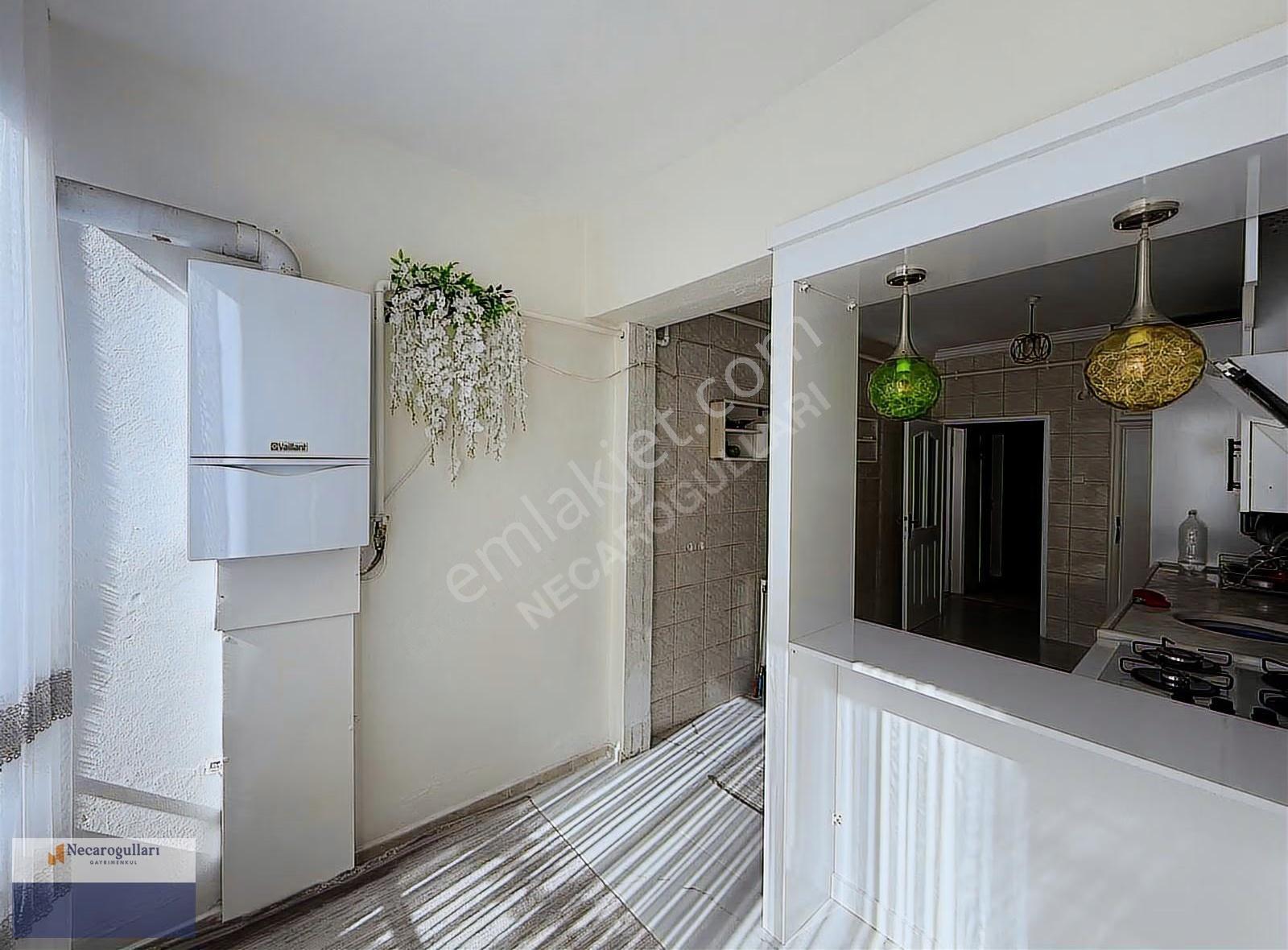Necaroğullarından Vergi Dairesi Arkasında Full 3+1 Daire - Görsel 4