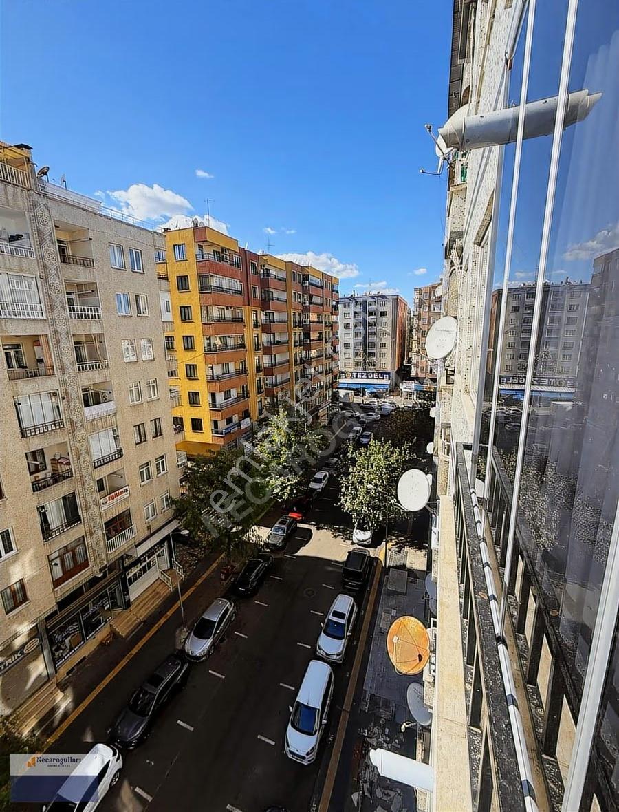 Necaroğullarından Vergi Dairesi Arkasında Full 3+1 Daire - Görsel 34