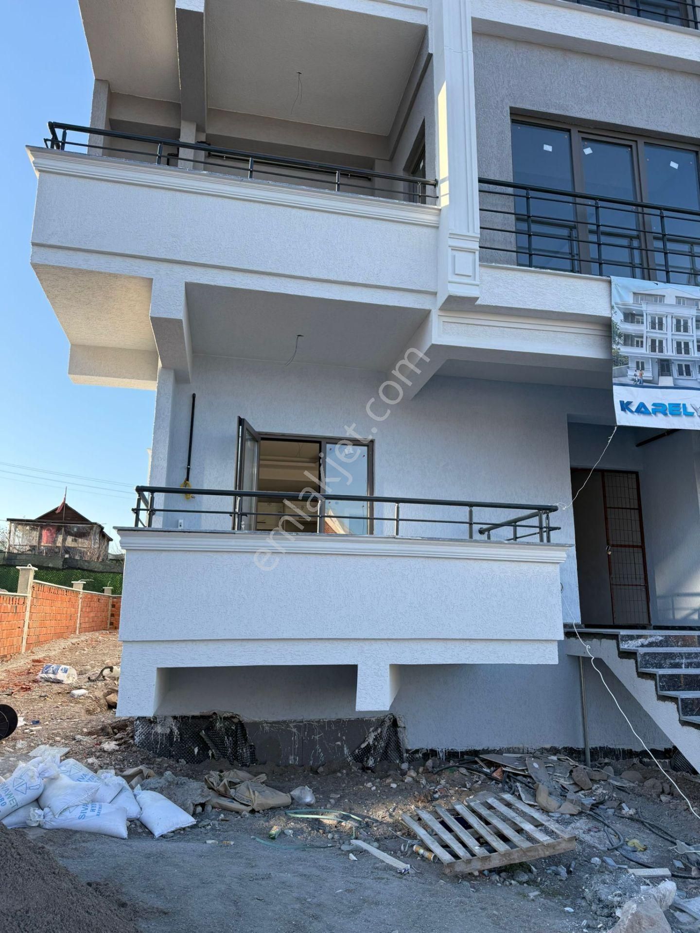 Satılık 2+1 Daire Sütlüce Mahallesi - Görsel 2