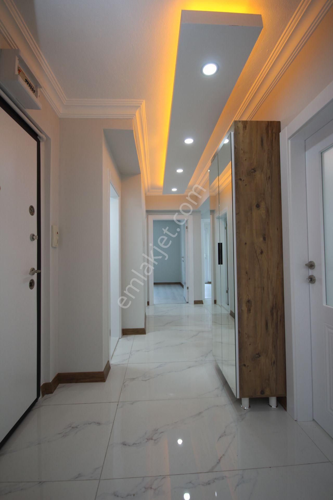 Etimesgut Süvari Mahallesi Ön Cephe 3+1 Ara Kat Lüks Daire - Görsel 14