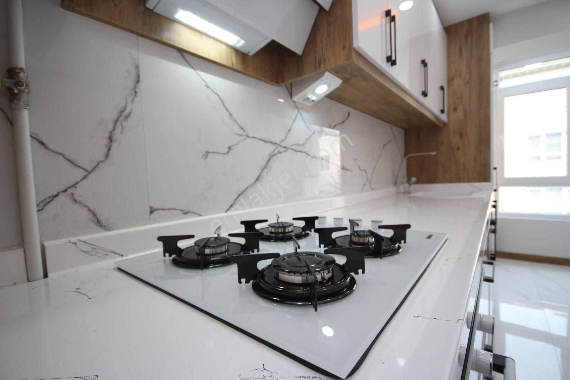 Etimesgut Süvari Mahallesi Ön Cephe 3+1 Ara Kat Lüks Daire - Görsel 11