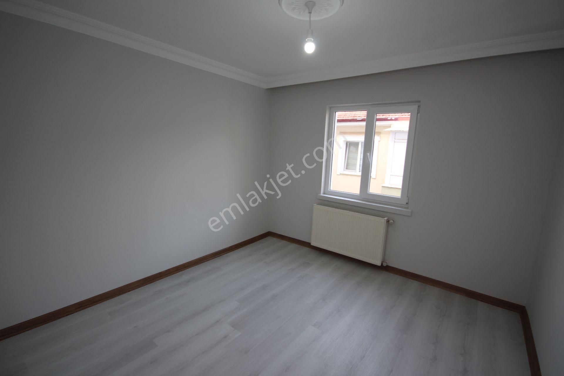 Etimesgut Süvari Mahallesi Ön Cephe 3+1 Ara Kat Lüks Daire - Görsel 24