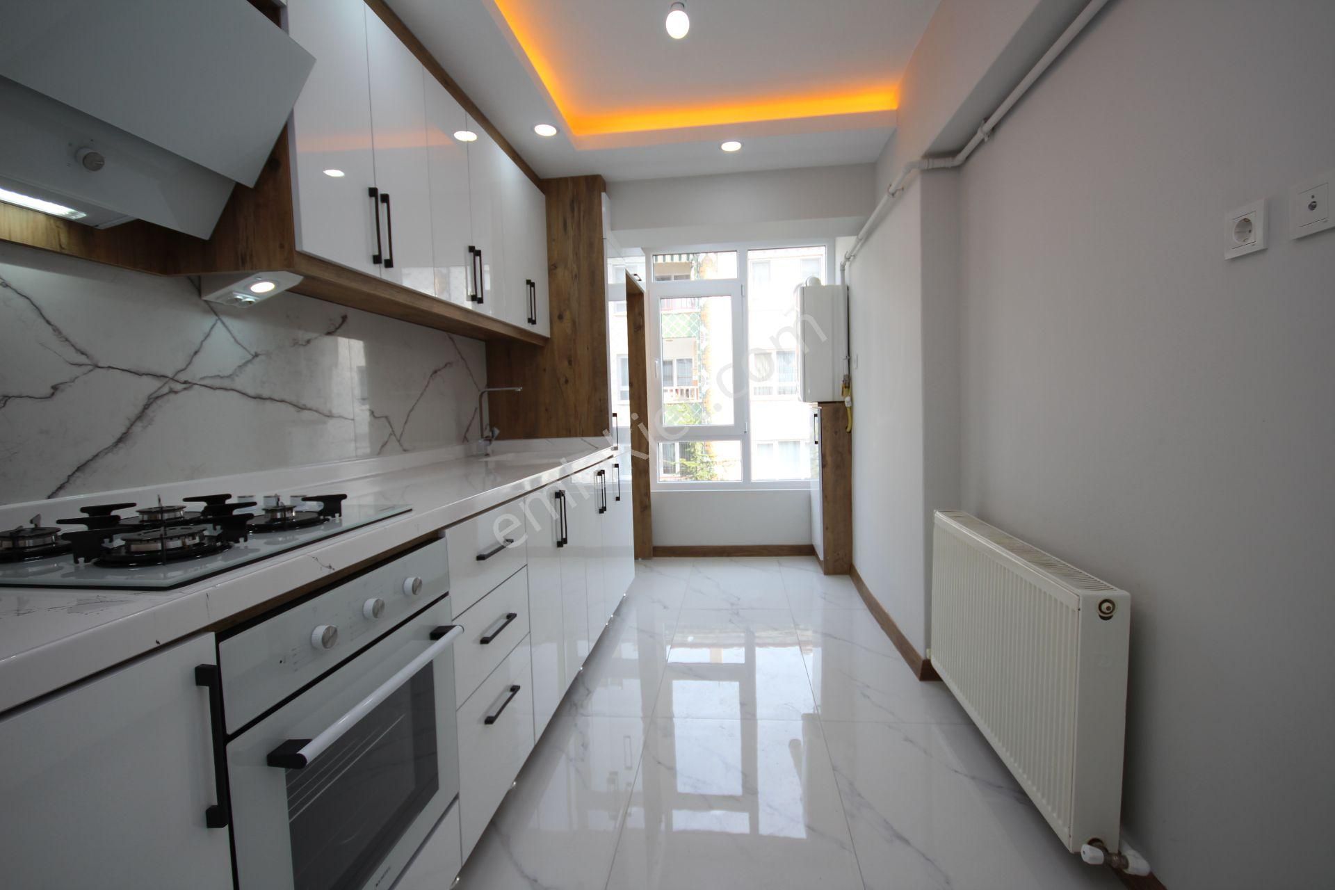 Etimesgut Süvari Mahallesi Ön Cephe 3+1 Ara Kat Lüks Daire - Görsel 10