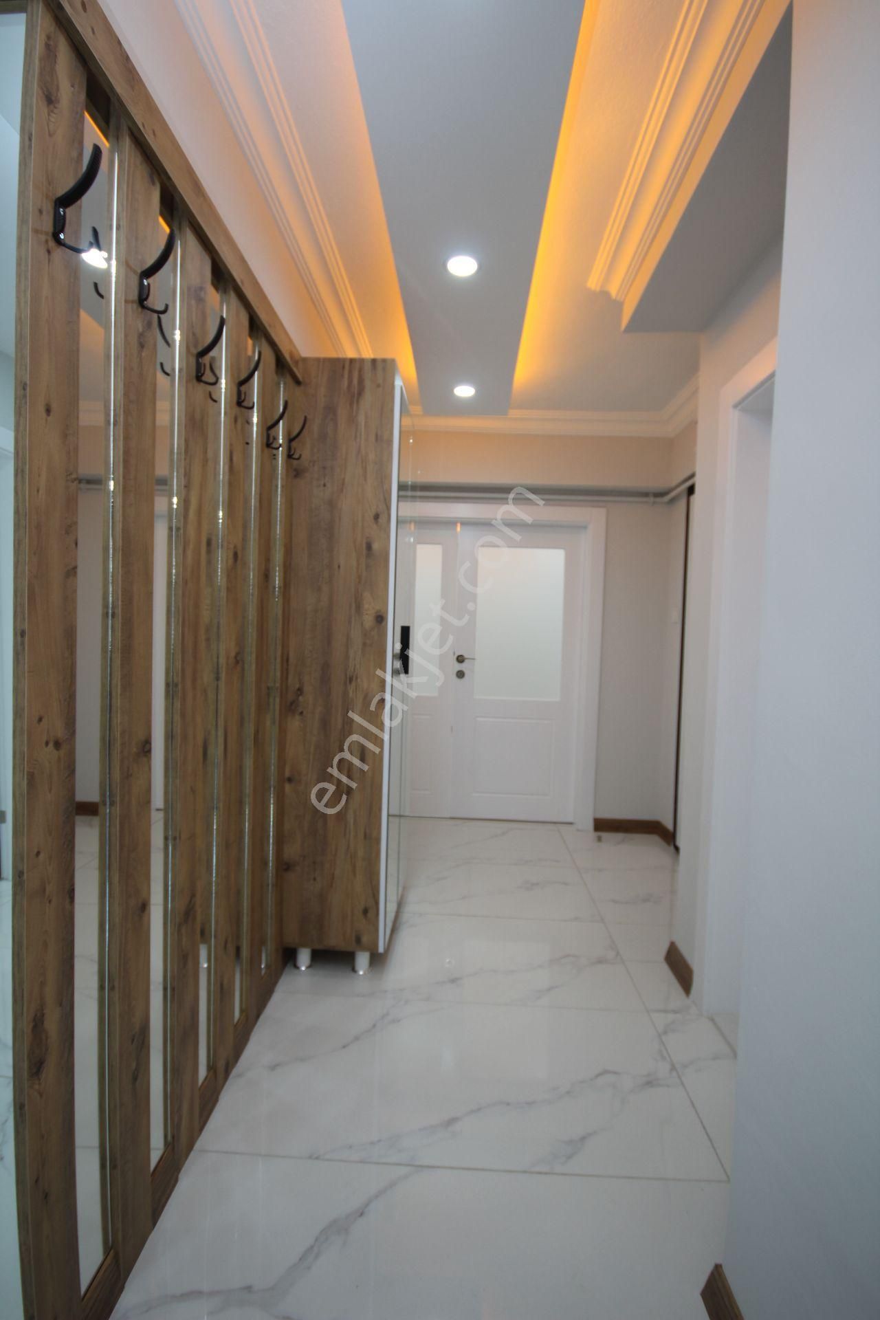 Etimesgut Süvari Mahallesi Ön Cephe 3+1 Ara Kat Lüks Daire - Görsel 18