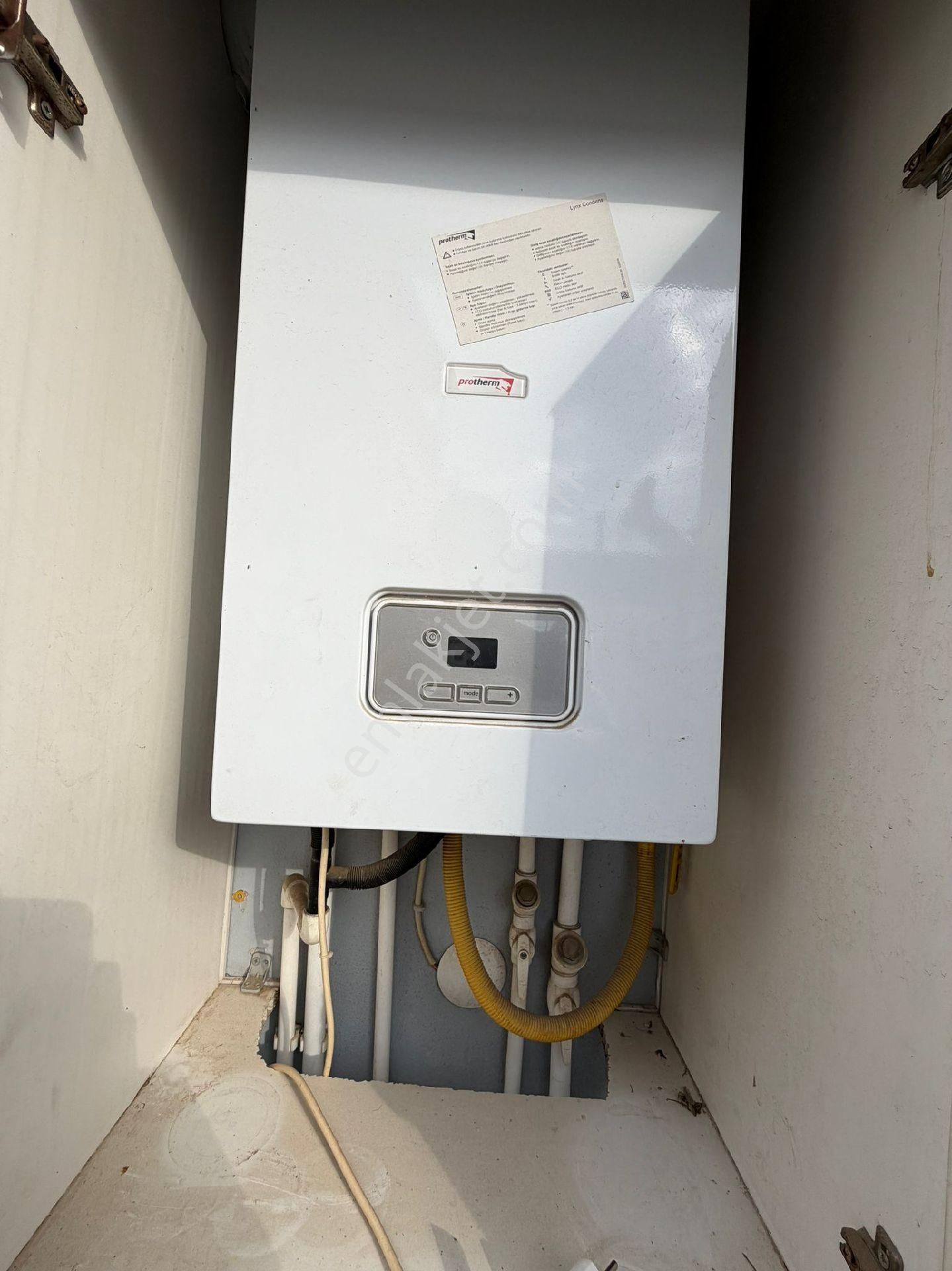 Konut Emlaktan Ayrı Mutfak Satılık 2+1 - Görsel 11