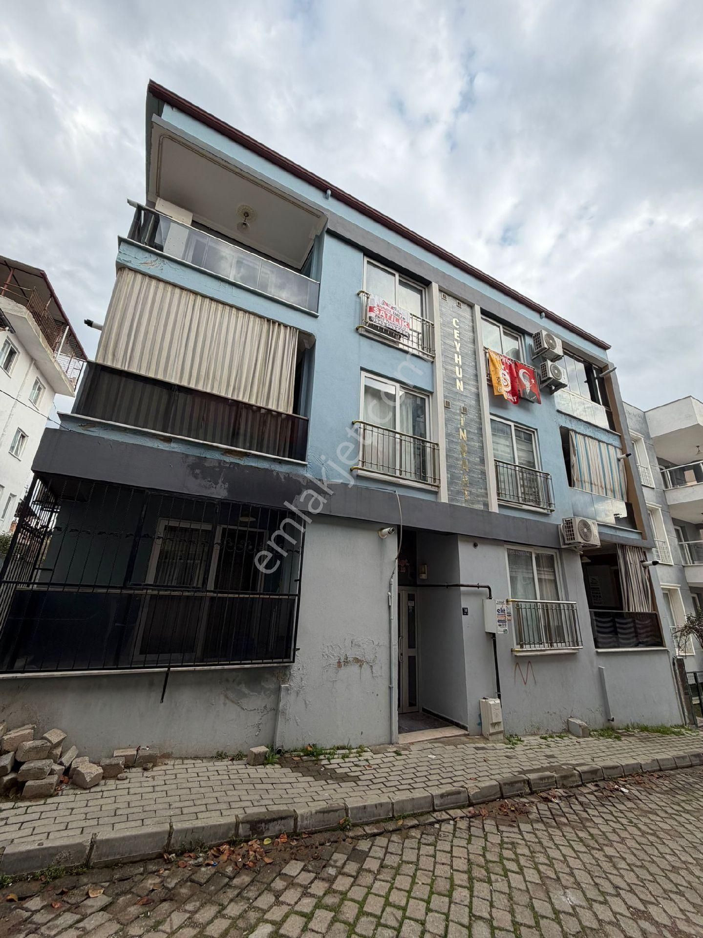 Konut Emlaktan Ayrı Mutfak Satılık 2+1 - Görsel 2