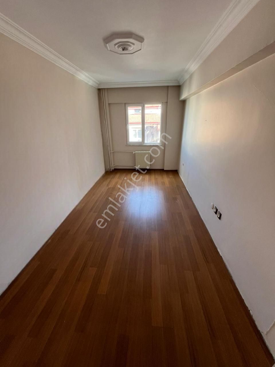 Özmecaz'dan Çamlık Caddesi Üzerisinde 3+1 Arakat Asansörlü Geniş Daire - Görsel 4