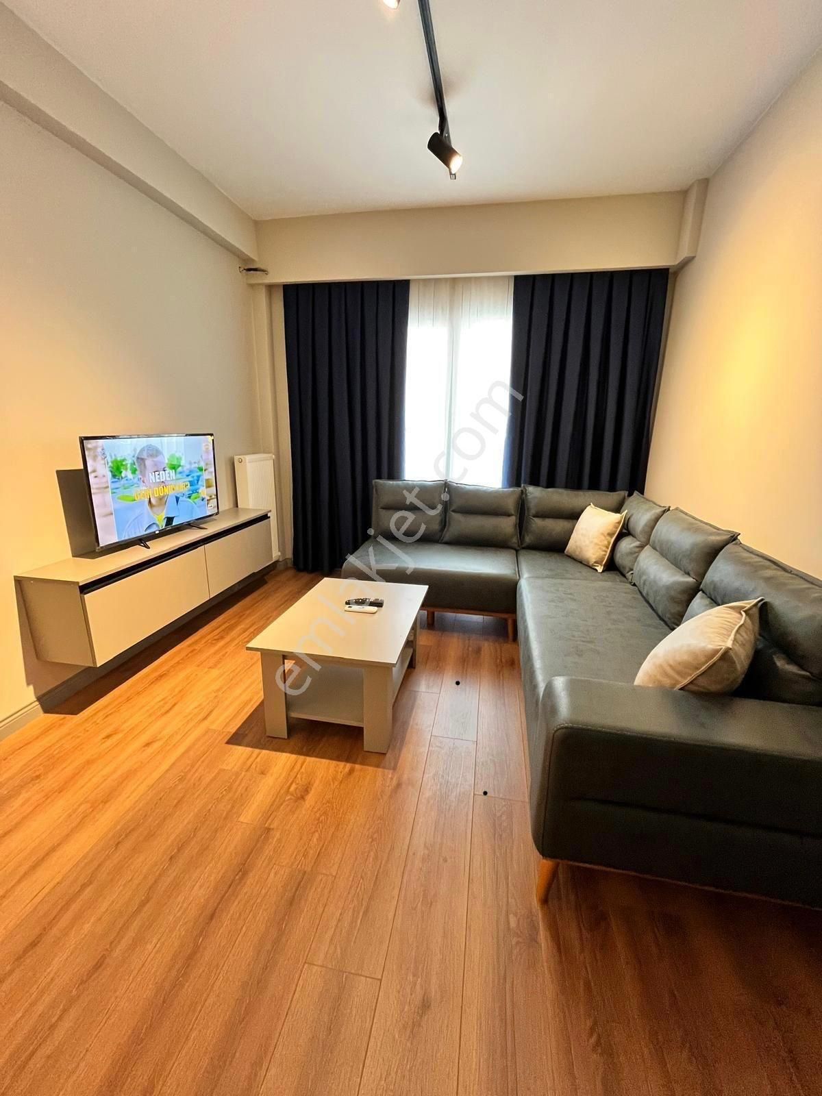Aksa Doğalgaz Civarı 1+1 Full Eşyalı - Görsel 3