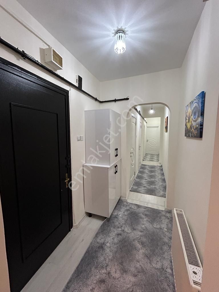 Merkezi Konumda Kiralık Eşyalı Daire - Görsel 5