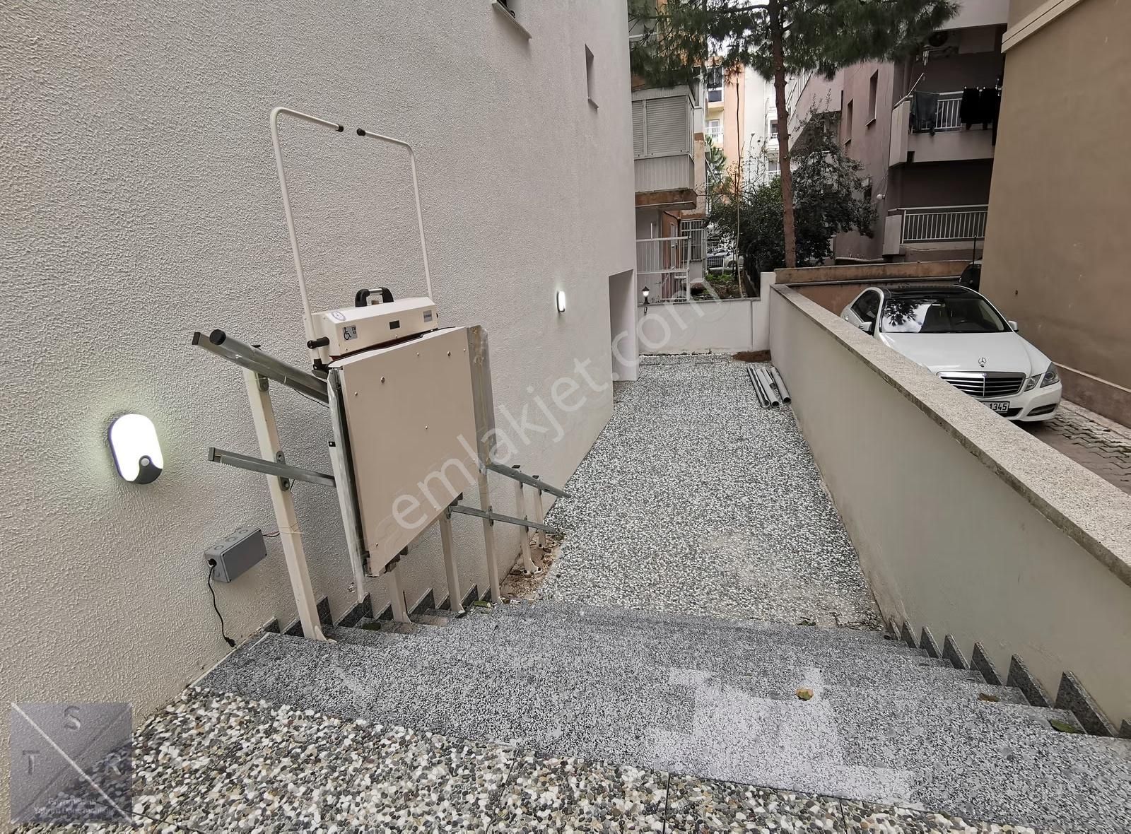 Tsr'den Bostanlı Merkezde 3m Migros Arkası Satılık 2+1 Daire - Görsel 12