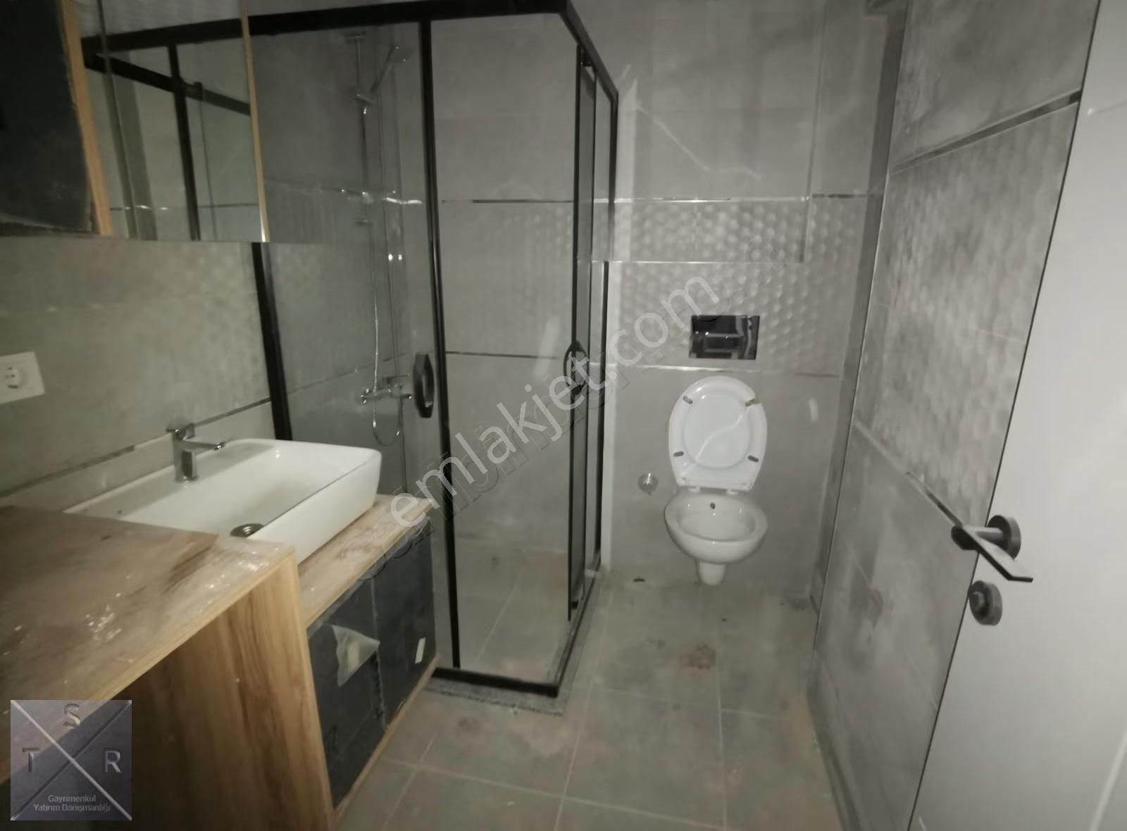 Tsr'den Bostanlı Merkezde 3m Migros Arkası Satılık 2+1 Daire - Görsel 3