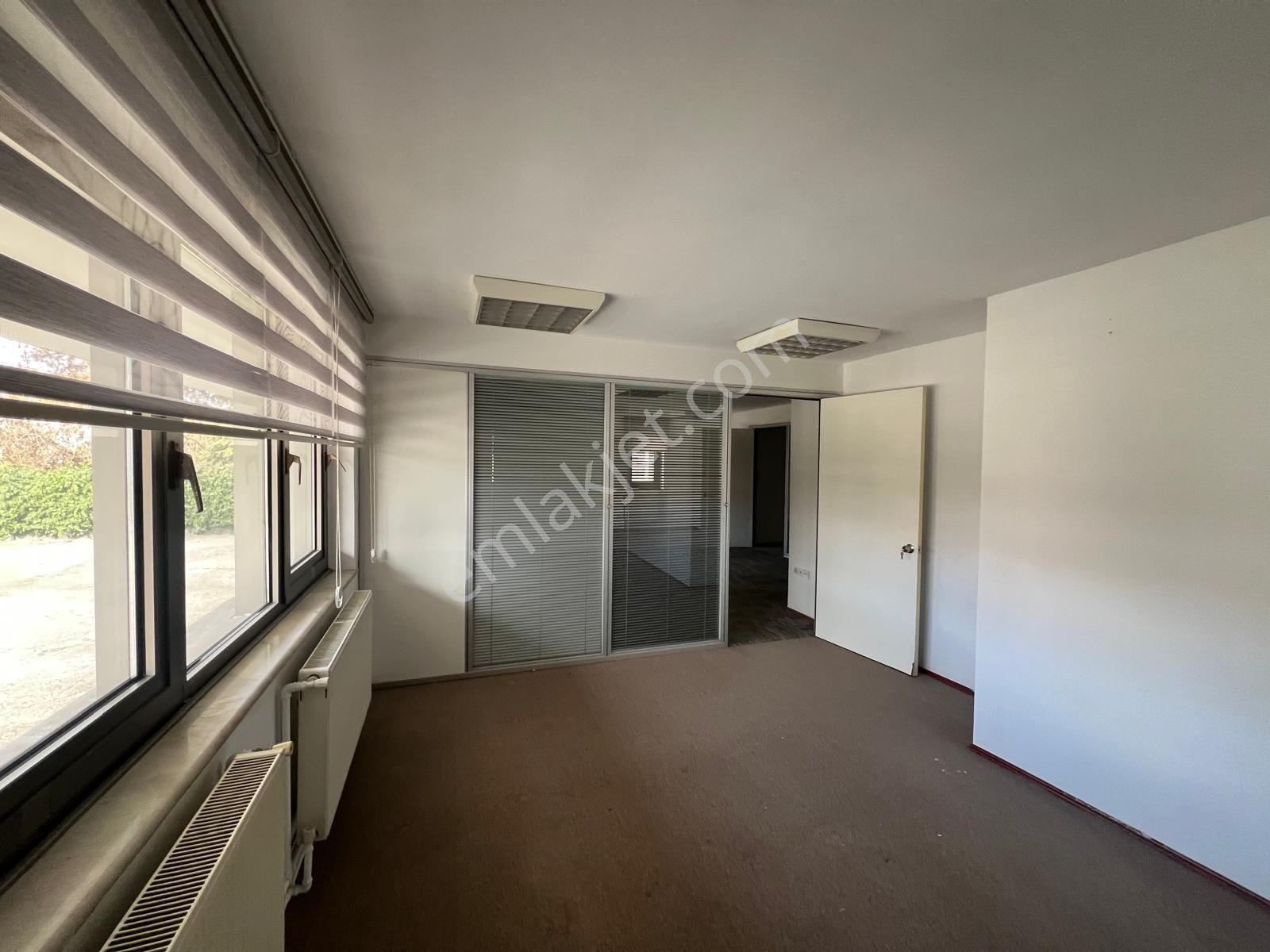 Kavaklıdere Paris Caddesi Kiralık Kapalı Otoparklı Ofis - Görsel 17