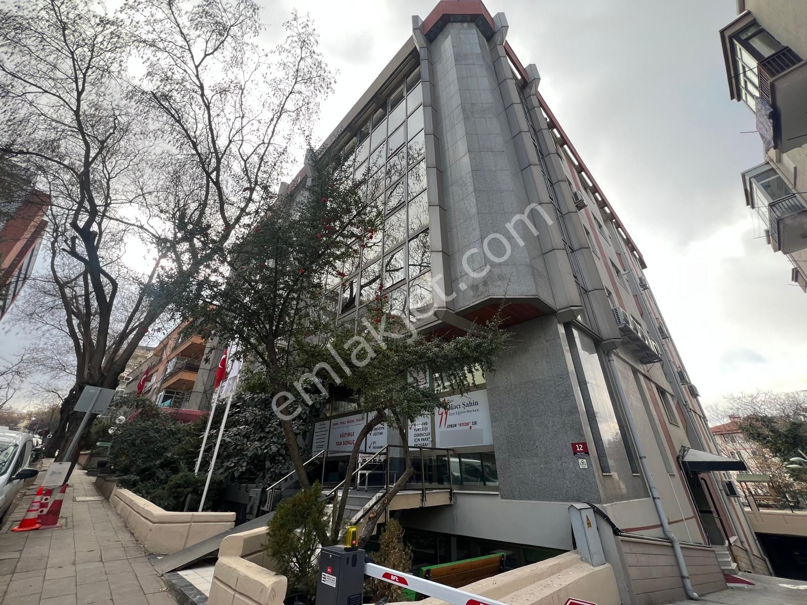 Kavaklıdere Paris Caddesi Kiralık Kapalı Otoparklı Ofis - Görsel 28