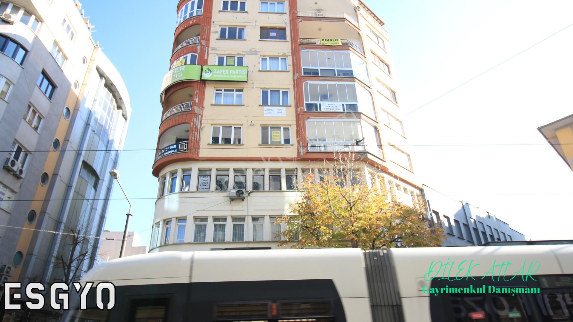 (esgyo)dan Esnaf Sarayı Caddesin De 3+1 Kiralık Daire - Görsel 2