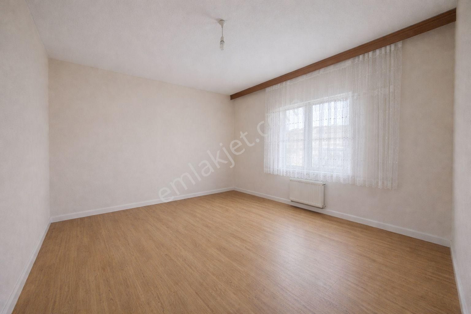 Re/max Mavi'den Korucuk Toki Evlerinde Satılık 3+1 Daire - Görsel 19