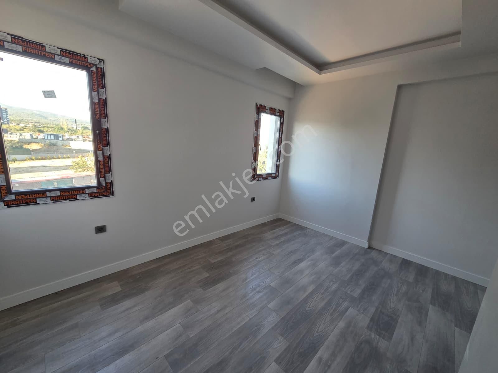 Karınca'dan Eski Mezitli'de Havuzlu İskanlı Ara Kat 2+1 Satılık! - Görsel 19