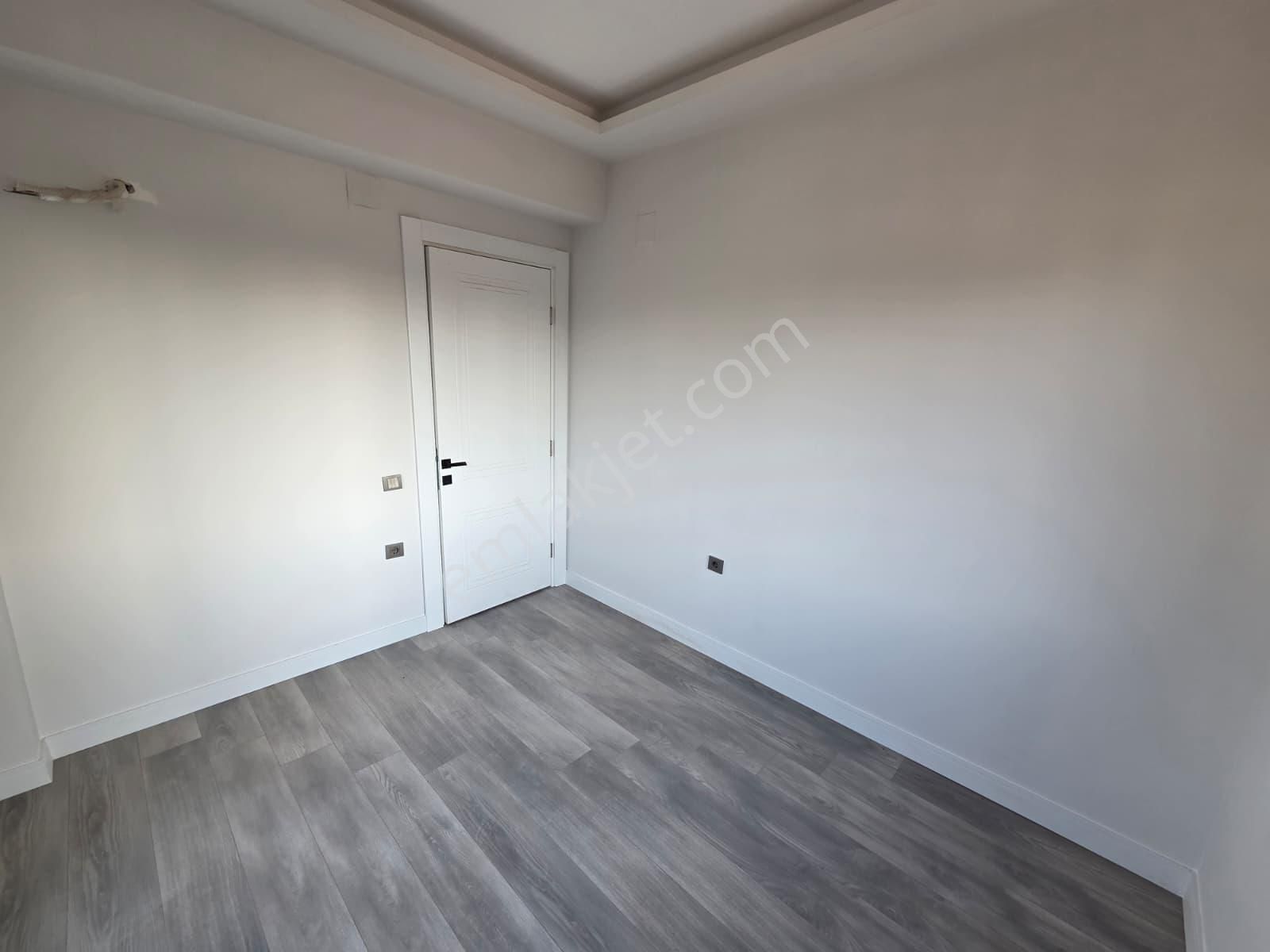 Karınca'dan Eski Mezitli'de Havuzlu İskanlı Ara Kat 2+1 Satılık! - Görsel 20