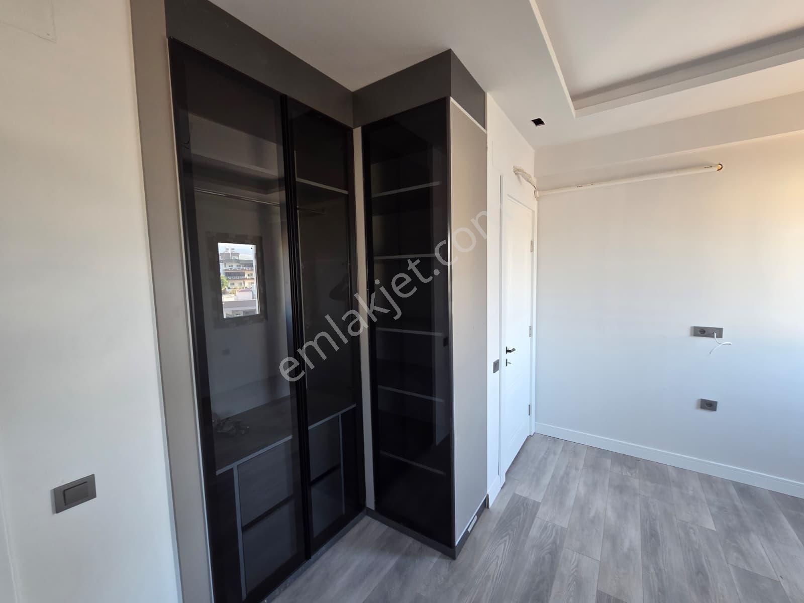 Karınca'dan Eski Mezitli'de Havuzlu İskanlı Ara Kat 2+1 Satılık! - Görsel 14