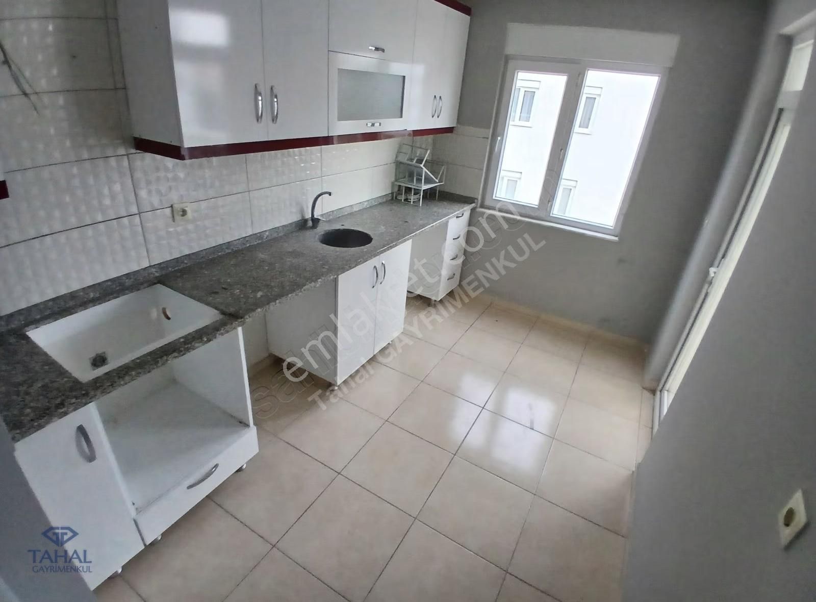 Baraj Mh. Satılık 2.kat Ara Kat Asansörlü 2+1 90m2 Güney Cephe - Görsel 16