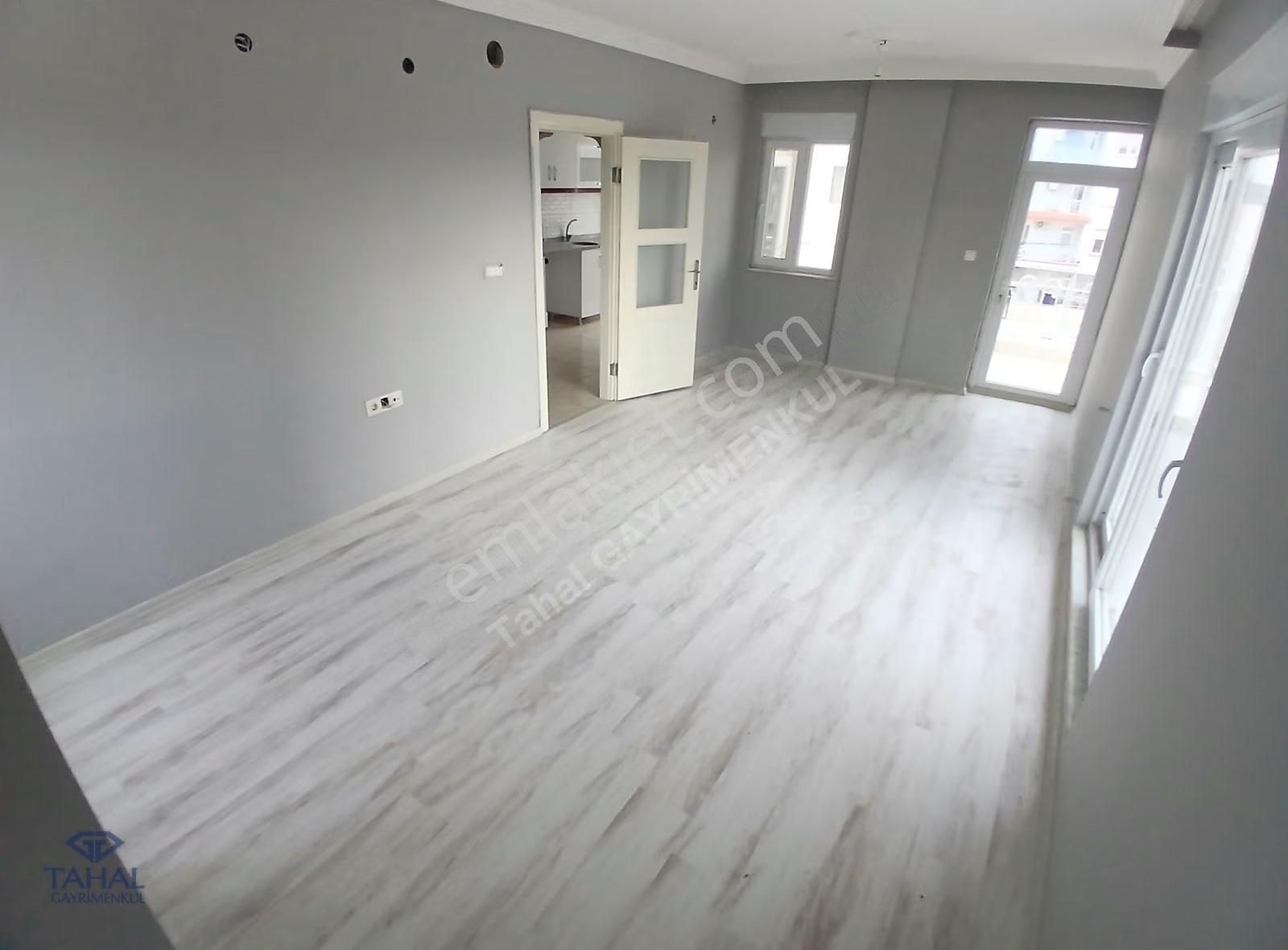 Baraj Mh. Satılık 2.kat Ara Kat Asansörlü 2+1 90m2 Güney Cephe - Görsel 3