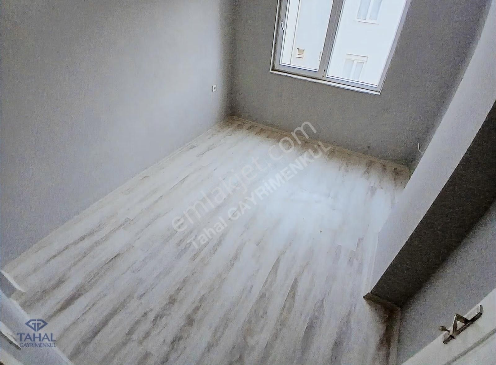 Baraj Mh. Satılık 2.kat Ara Kat Asansörlü 2+1 90m2 Güney Cephe - Görsel 4