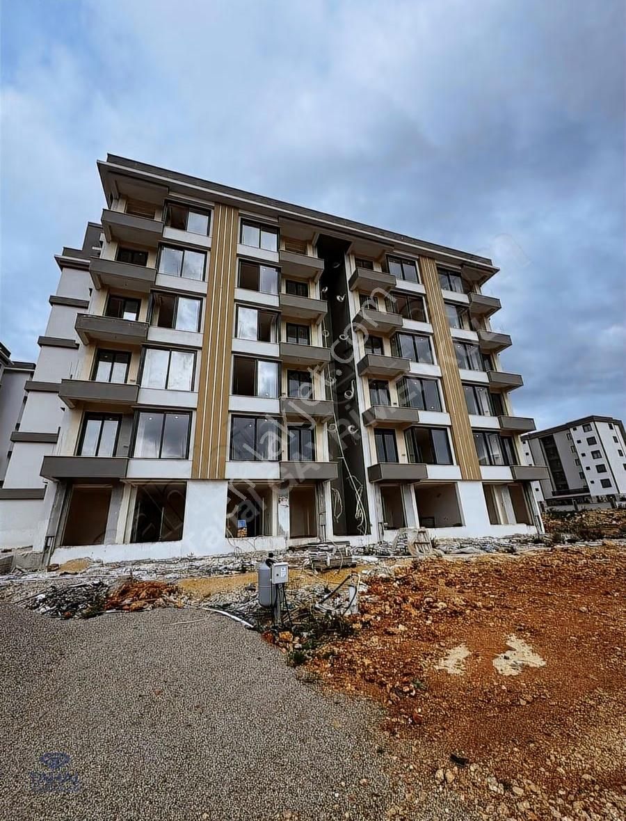 Antalya Aksu Altıntaş Mh. Satılık 1+1 Sıfır Katda Fırsat Daire