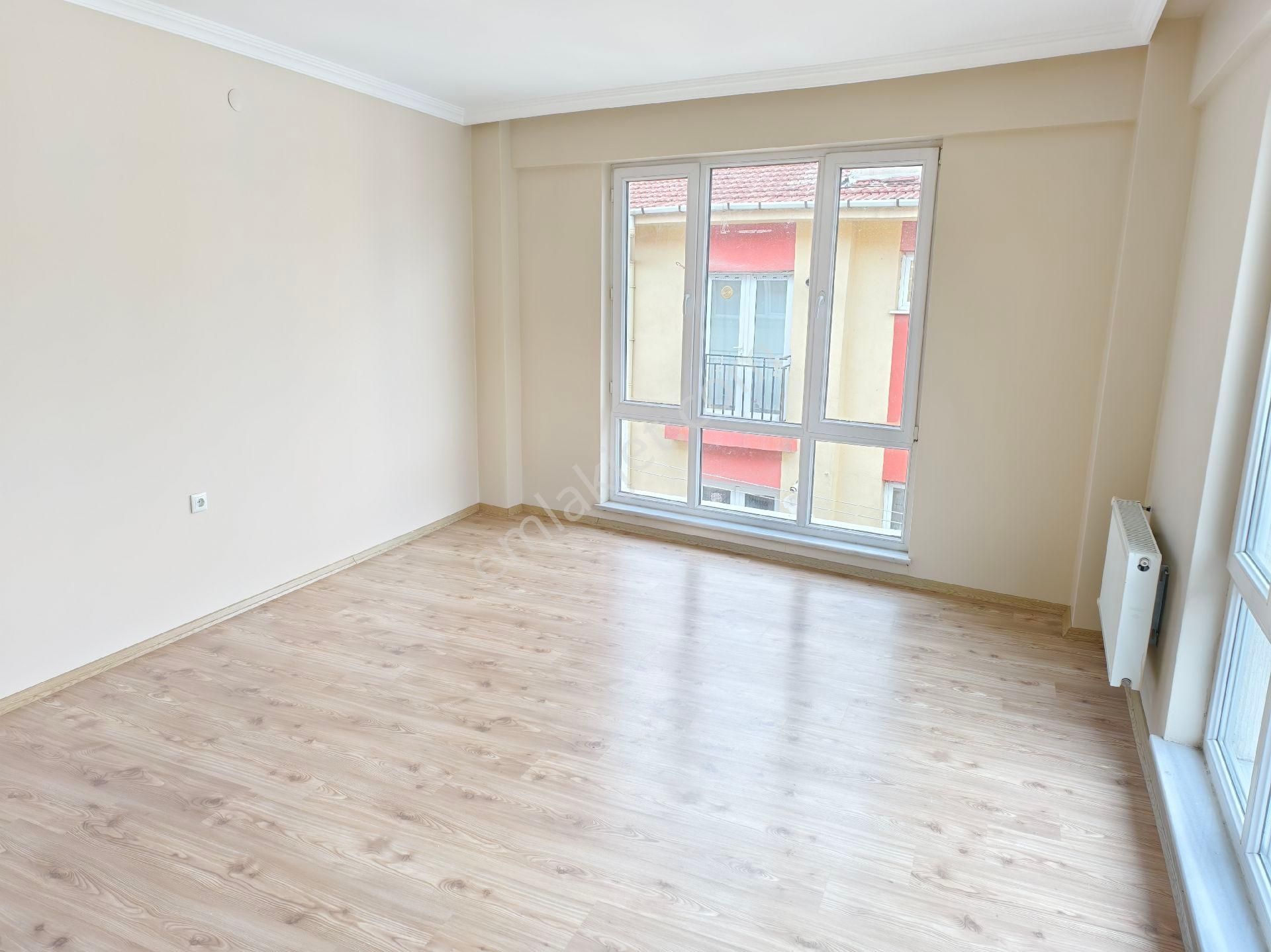 Pera'dan Sütlüce Mh. Hepşen Sk 2+0 Asansörlü Kapalı Garajlı Kiralık Daire - Görsel 10